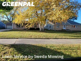 Grass Cutting nearby Green Bay, WI, 