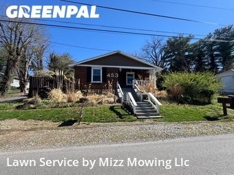 Lawn Mow nearby Vinton, VA, 