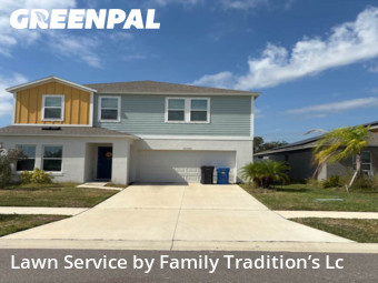 Lawn Servicein Riverview,33579,Grass Cutting by Family Tradition’s Lc, work completed in Dec , 2025