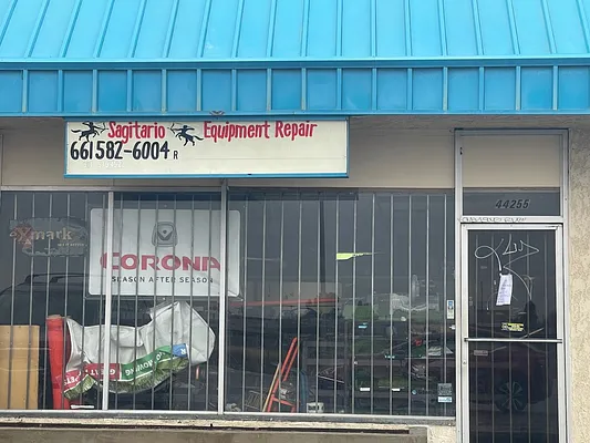 Sagitario LawnMower Shop Photo 8