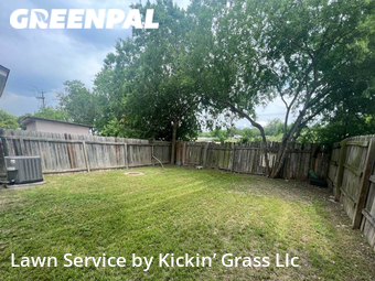 Grass Cutting nearby San Antonio, TX, 