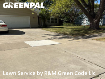 Lawn Cuttingin Aurora,60504,Lawn Mowing Service by R&M Green Code Llc, work completed in Dec , 2025