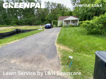 Lawn Care Service nearby Commerce Charter Township, MI, 
