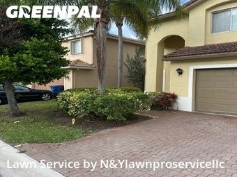 Grass Cutting nearby Riviera Beach, FL, 