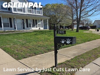 Lawn Maintenance nearby Belleville, IL, 
