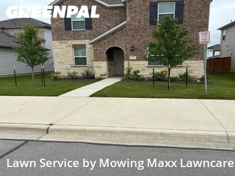 Lawn Mowing Service nearby Hutto, TX, 