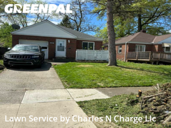 Lawn Cutting nearby Parma, OH, 