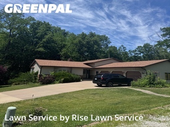Lawn Mowing Service nearby East Moline, IA, 