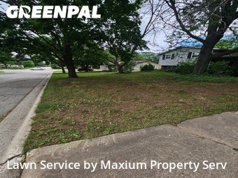 Lawn Mowing nearby Green Bay, WI, 