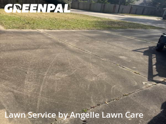Lawn Cuttingin Lafayette,70501,Lawn Mowing by Angelle Lawn Care , work completed in Feb , 2026