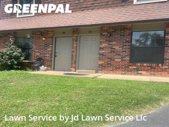 Lawn Cutting nearby Imperial, MO, 