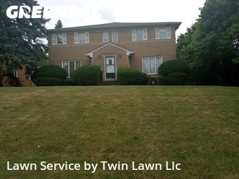 Grass Cutting nearby Shaker Heights, OH, 