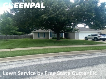 Lawn Care Service nearby Lawrence, KS, 