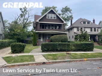 Lawn Mowing Service nearby Cleveland Heights, OH, 