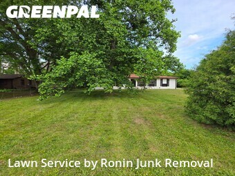Grass Cutting nearby Clarksville, TN, 