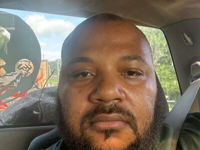 GreenPal customer review profile photo for Gregory Smothers Jr