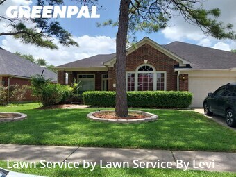 Lawn Cutting nearby Pearland, TX, 
