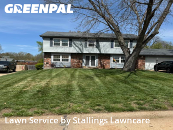 Lawn Mowing nearby Ballwin, MO, 