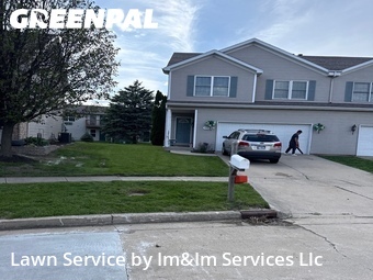 Lawn Cutting nearby Bloomington, IL, 