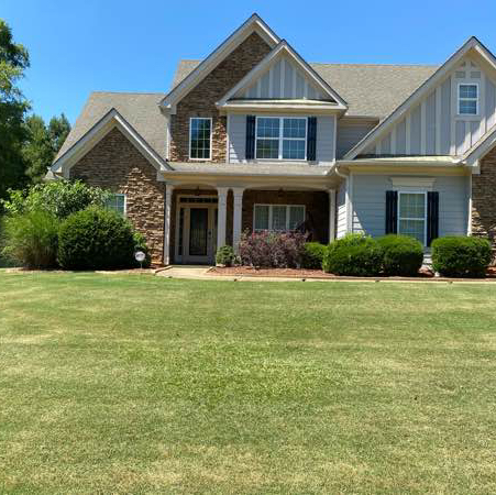 Lawn Mowing Contractor in Atlanta, GA, 30310