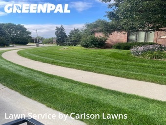 Grass Cutting nearby Omaha, NE, 
