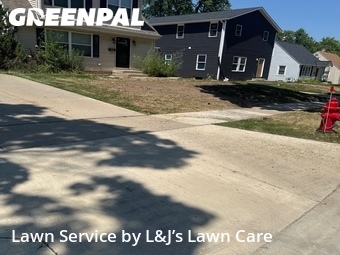Yard Cutting nearby West Allis, WI, 