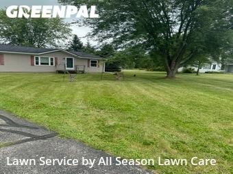 Lawn Care Service nearby Evansville, WI, 