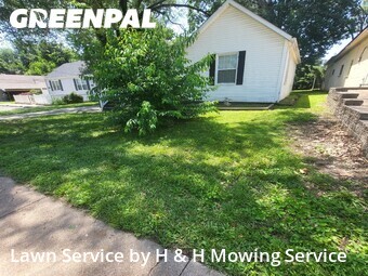 Lawn Cut nearby Breckenridge Hills, MO, 