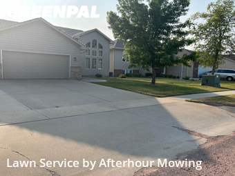 Grass Cutting nearby Sioux Falls, SD, 