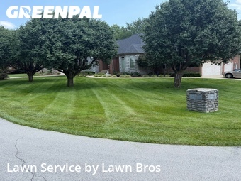 Lawn Cutting nearby Crestwood, KY, 