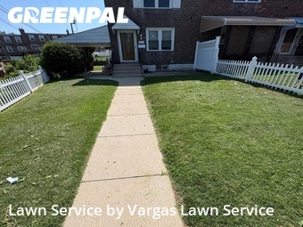 Lawn Maintenance nearby Clifton Heights, PA, 