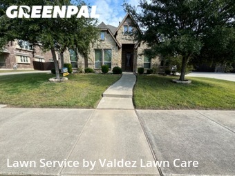 Lawn Maintenance nearby De Soto, TX, 