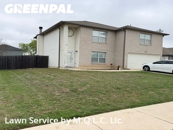 Lawn Maintenance nearby New Braunfels, TX, 