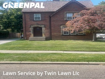 Lawn Maintenance nearby Cleveland Heights, OH, 