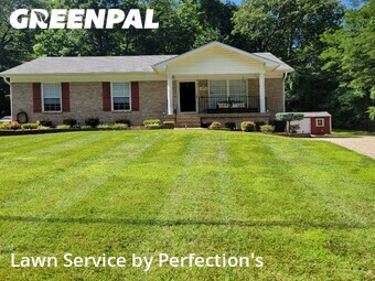 Yard Cutting nearby Hollyvilla, KY, 
