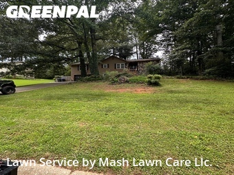 Lawn Mowing Service nearby Lawrenceville, GA, 