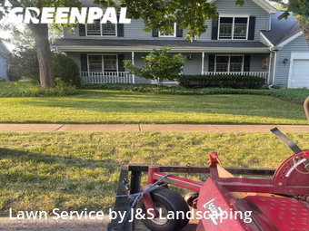 Yard Mowing nearby Crystal Lake, IL, 