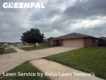Lawn Mowing nearby Moore, OK, 