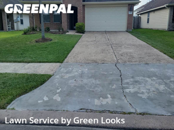 Lawn Mowing Service nearby Dickinson, TX, 