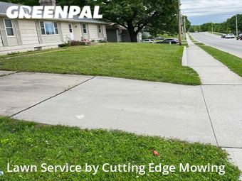 Lawn Mowing Service nearby Overland Park, MO, 