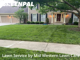 Lawn Maintenance nearby Leawood, MO, 