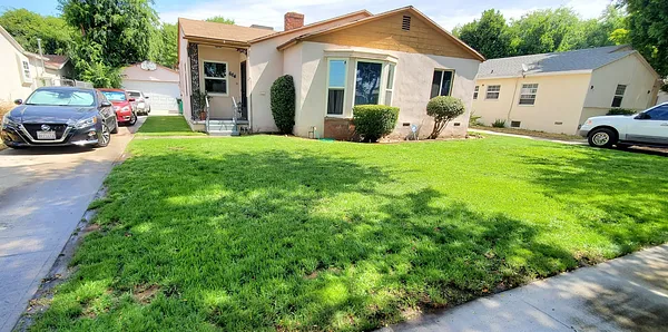 Correa's Lawn Mower Services Photo 3
