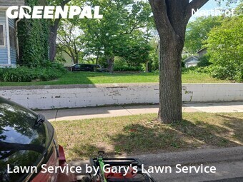 Lawn Cutting nearby Saint Paul, MN, 
