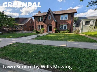 Grass Cutting nearby Richmond Heights, MO, 