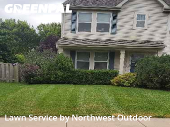 Lawn Cutting nearby Pingree Grove, IL, 