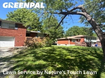 Lawn Maintenance nearby Lee's Summit, MO, 