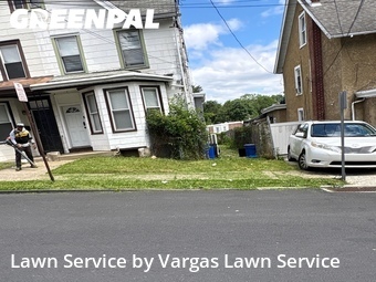 Grass Cutting nearby Darby, PA, 