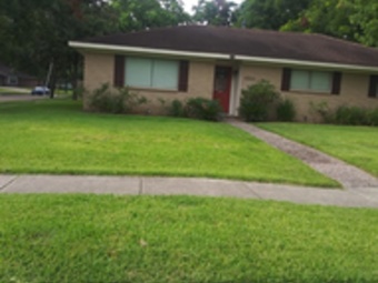 Lawn Mowing Contractor in Houston, TX, 77047