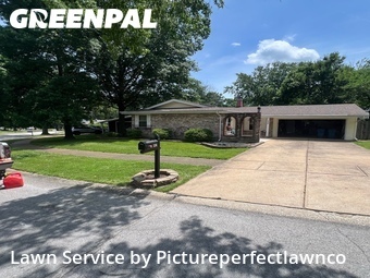 Lawn Maintenance nearby Ballwin, MO, 