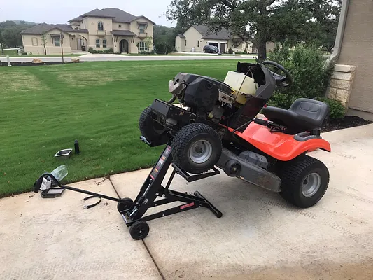 Leal’s Lawn Mower Repair Service Photo 12